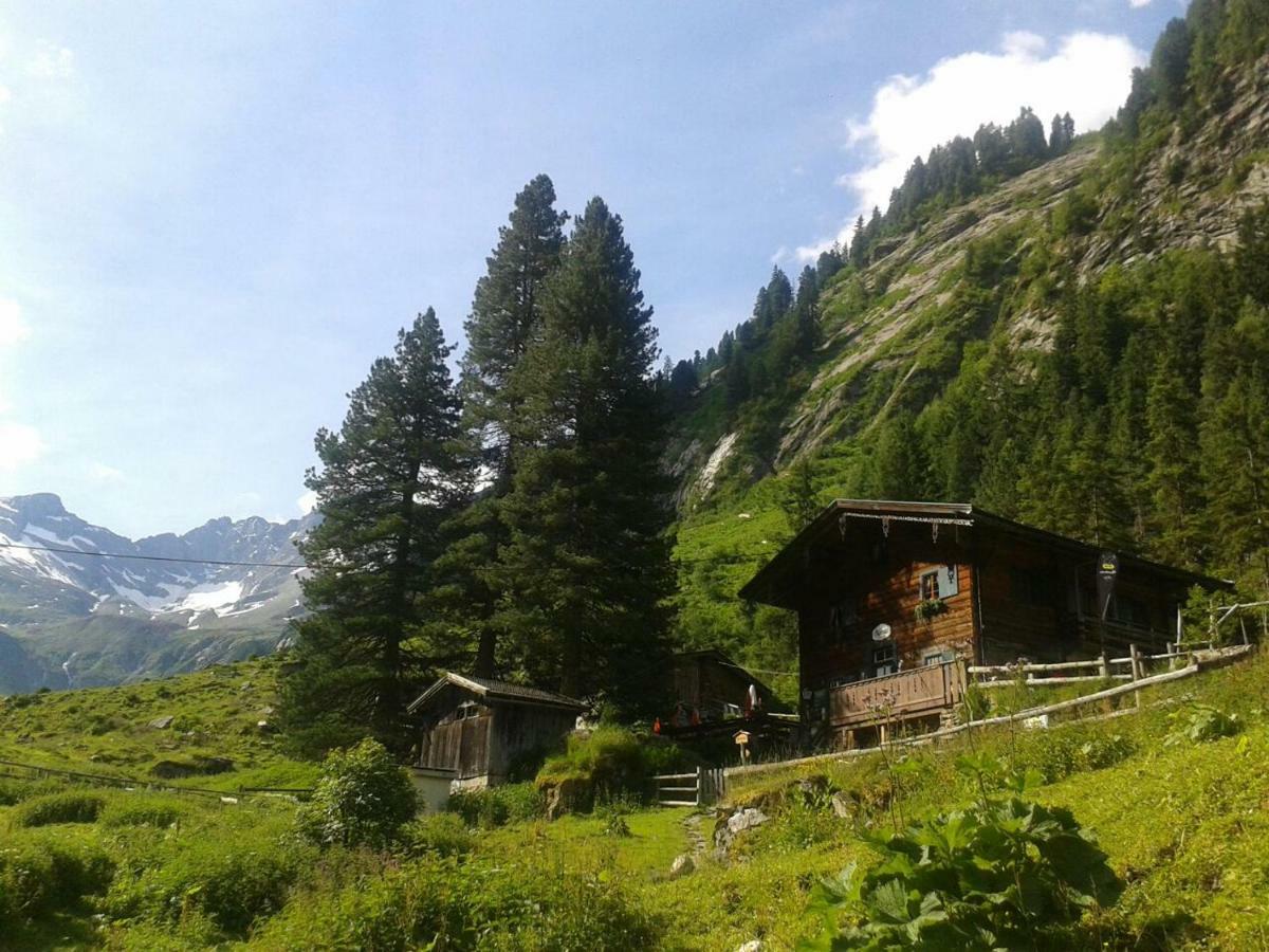 Eberl'S Zirbenlodge Ginzling Exterior photo